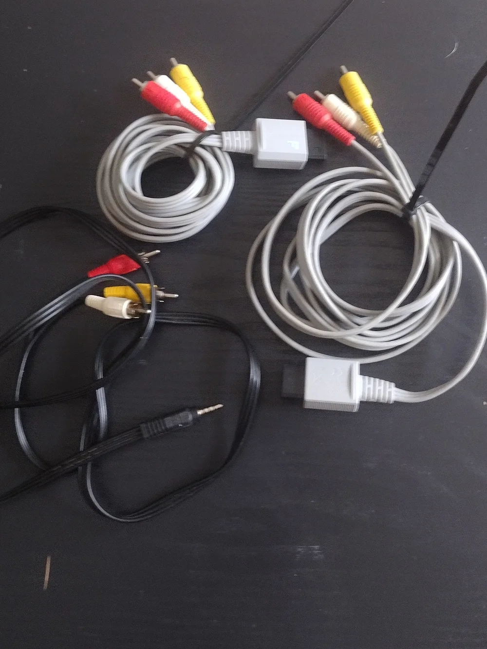 Nintendo Wii AV Cables (2)  Set for Video Game Consoles - Gray, Black.. $15
